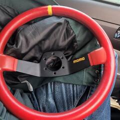 モモ　ステアリング