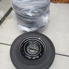 新車外し　美品　ハイエース　純正ホイール・タイヤ・ホイールキャップ4本セット　7型