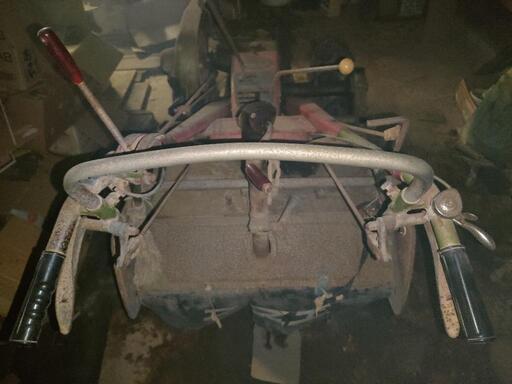 三菱スズエＣ型耕運機　耕うん機　レトロ　古いディーゼル