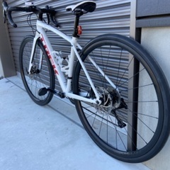 ほぼ新車　トレック　ドマーネAL3 2021年モデル　サイズ49