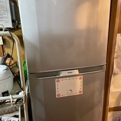 【稼働中】HITACHI 冷蔵庫 230L 2011年式