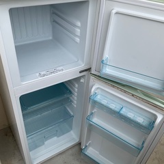 冷蔵庫　差し上げます。