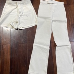 白色パンツ２種