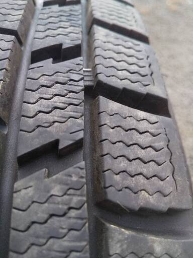 ダンロップWINTER MAXX WM01 145/80R13 スタッドレスタイヤホイール