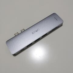 Macbook USBハブ