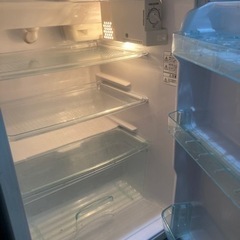 【緊急】冷蔵庫の引き取り手を探しています。