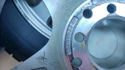 スタッドレス ブリヂストンVRX2 195/60R15 小売業者 マルチPCD100  