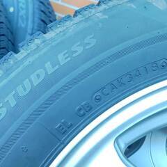 スタッドレス ブリヂストンVRX2  195/60R15 　マルチPCD100/114.3　５穴アルミ付き