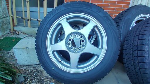 スタッドレス ブリヂストンVRX2 195/60R15 小売業者 マルチPCD100  