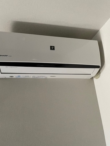 エアコンシャープ　18年製