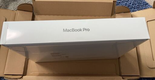 新品・未使用・未開封（ラッピングも未開封） Mac Book PRO (マック