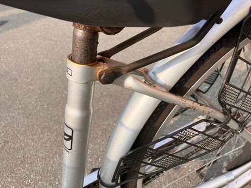 26インチ 自転車 シティサイクル ママチャリ シルバー No.359 ※現金