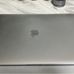 【ネット決済・配送可】【新品同様】MacBook Pro Ret...
