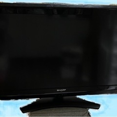 SHARP 32型液晶テレビ　AQUOS  2011年製　LC-...