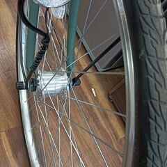使用数日！おしゃれな自転車♪販売参考価格36000円　通勤・通学に♪ノーパンクタイヤ！