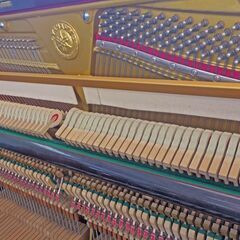 ヤマハ中古アップライトピアノ　No.300（製造年不詳）