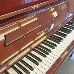 ヤマハ中古アップライトピアノ　No.300（製造年不詳）