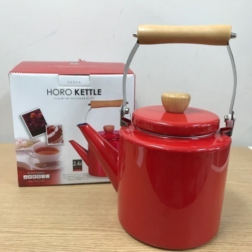 ロ2301-059 HORO(ホーロー) ケトル　2.4L レッド　箱あり(傷、汚れ、破れあり) 傷、汚れあります