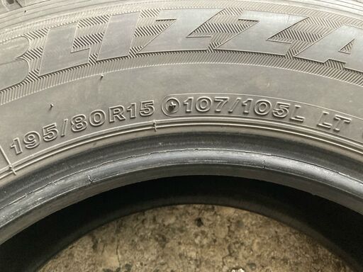 BS VL1 195/80R15 107/105L LT 4本 冬タイヤ ハイエースキャラバンなどに 貨物規格 − 北海道