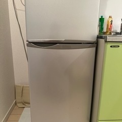 【引渡し確定】冷蔵庫　SHARP SJ-H12W-S