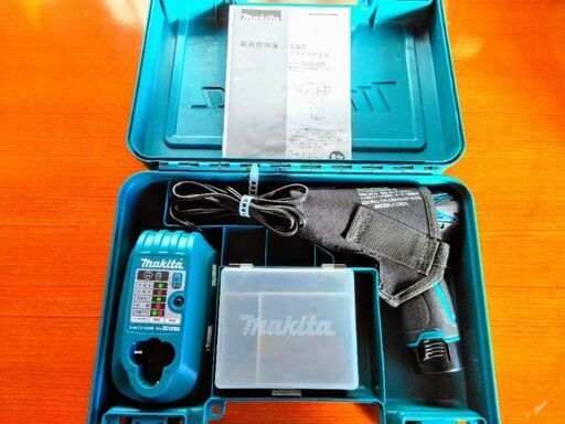 マキタ充電式ドライバドリル（お譲り先が決まりました。ありがとうございました！)