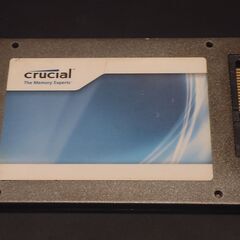 【取引中】Crucial M4 2.5 SATA SSD 128GB