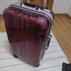 値下げ！スーツケース　内装素敵です。