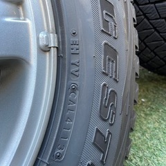デリカd5 三菱純正ホイール　(おまけでスタッドレスタイヤ215/60R17ブリザック2013年製付き)