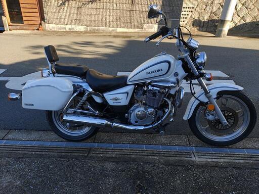 GZ125hs SUZUKI ビッグアメリカン！エンジンガード、パニアケース装備！