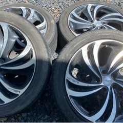 19インチ ロクサーニ