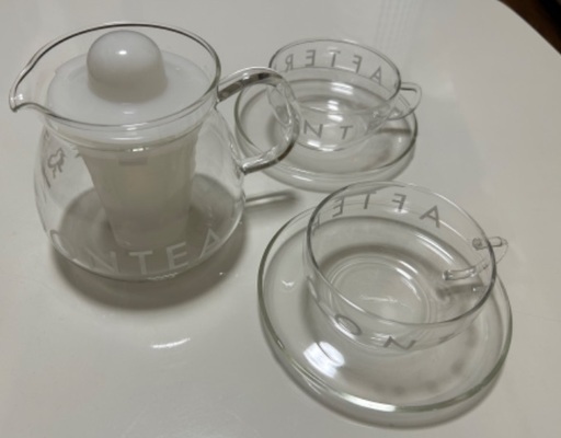 アフタヌーンティーのティーセット（ポット\u0026カップ\u0026ソーサー）