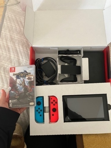 Nintendo Switch 2019年発売の物です本日限定
