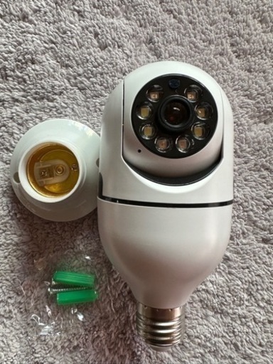 防犯カメラ LED電球型 Wifiカメラ 防犯監視カメラ 動体検知 赤外線 玄関灯 3個セット