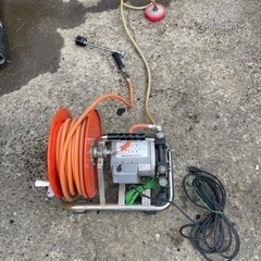 ポータブル動墳　100v 動力噴霧器