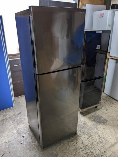 大きめ2020年SHARP製超高年式冷蔵庫