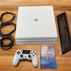 【ネット決済】PS4 pro CUH-7200Bです。