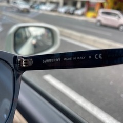 Burberryサングラス