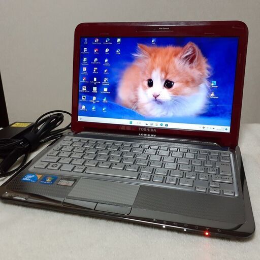 【取引中です】TOSHIBA　dynabook　11.6インチ　ネットノート　SSD　　8GB　カメラ　キーボード新品　Windows11