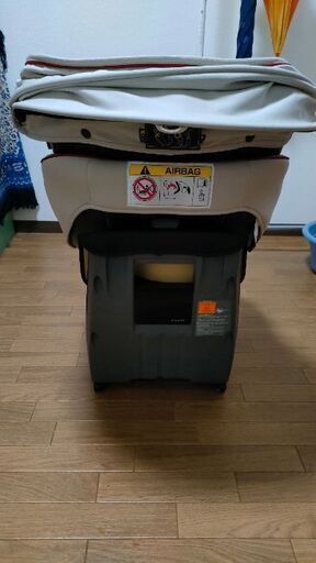 コンビ ホワイトレーベル クルムーヴ スマート ISOFIX エッグショック