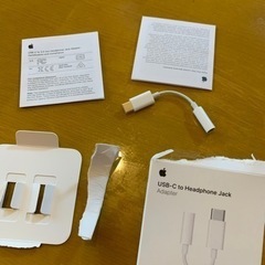 アップル Apple USB-C ヘッドフォンジャックアダプタ]