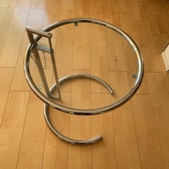 年末断捨離　カッシーナixc★クラシコン★アイリーングレイ★名作★モダン★アジャスタブルテーブル★サイドテーブル