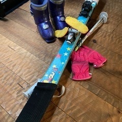 キッズ21-22 スキーブーツスキー板ストック手袋