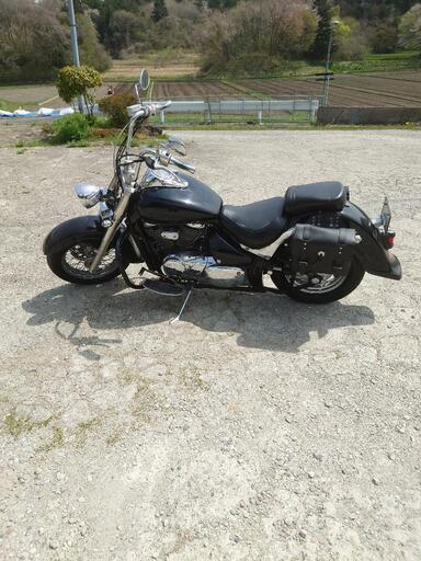 SUZUKI イントルーダークラシック400