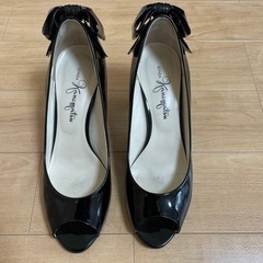 銀座　かねまつ　靴　エナメル　黒　24.5cm