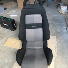 【ネット決済・配送可】【決まりました】 RECARO レカロ L...