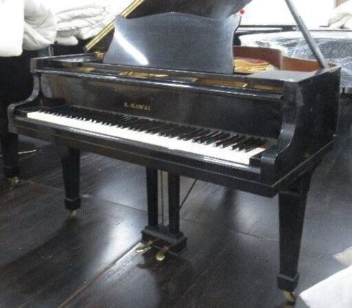 中古グランドピアノ KAWAI 500 奥行き178cｍ 製造1967年