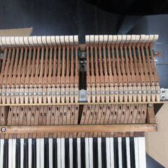 中古グランドピアノ KAWAI 500 奥行き178cｍ 製造1967年