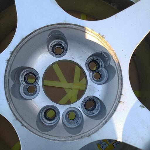 値下げ）114.3 マルチ穴 205／65／16ヨコハマ アイスガード205  