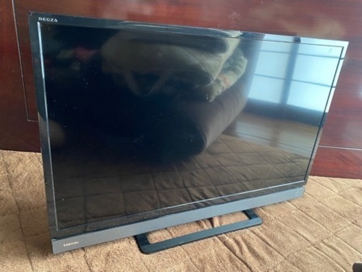 東芝REGZA 32型　液晶テレビ