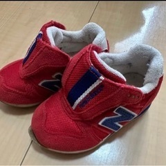 ニューバランス　子供靴